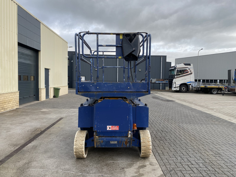 Iteco IT12151, Schaar hoogwerker, 14 meter - Nacelle: photos 3 Iteco IT12151, Schaar hoogwerker, 14 meter - Nacelle: photos 3