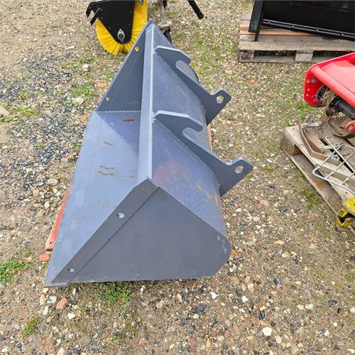 ABC 130 cm - Godet pour chargeur: photos 3 ABC 130 cm - Godet pour chargeur: photos 3
