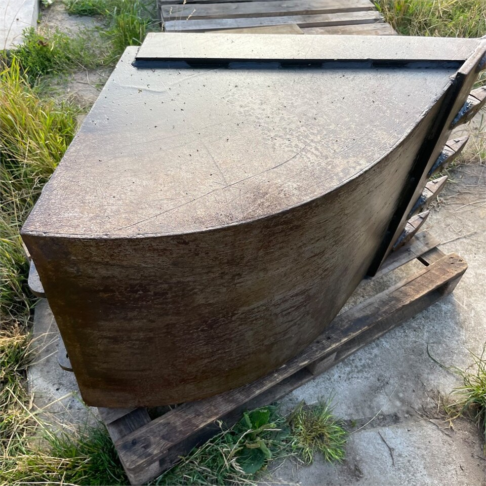 ABC 70cm - Godet pour Tractopelle: photos 2 ABC 70cm - Godet pour Tractopelle: photos 2