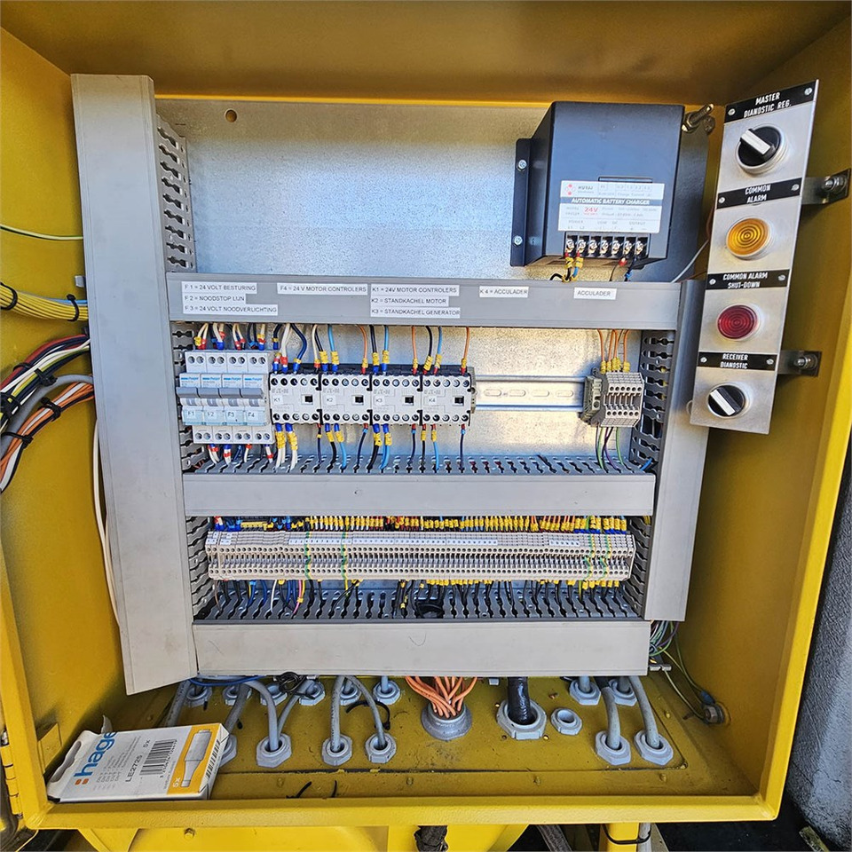 ABC Cummins diesel generator — crédit-bail ABC Cummins diesel generator: photos 38 ABC Cummins diesel generator — crédit-bail ABC Cummins diesel generator: photos 38