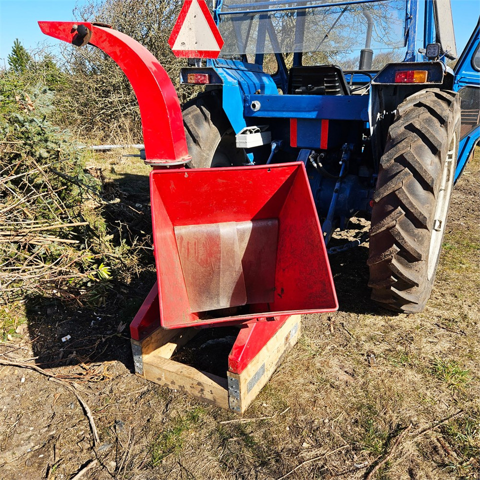 ABC WC-X5 PTO - Broyeur de végétaux: photos 3 ABC WC-X5 PTO - Broyeur de végétaux: photos 3