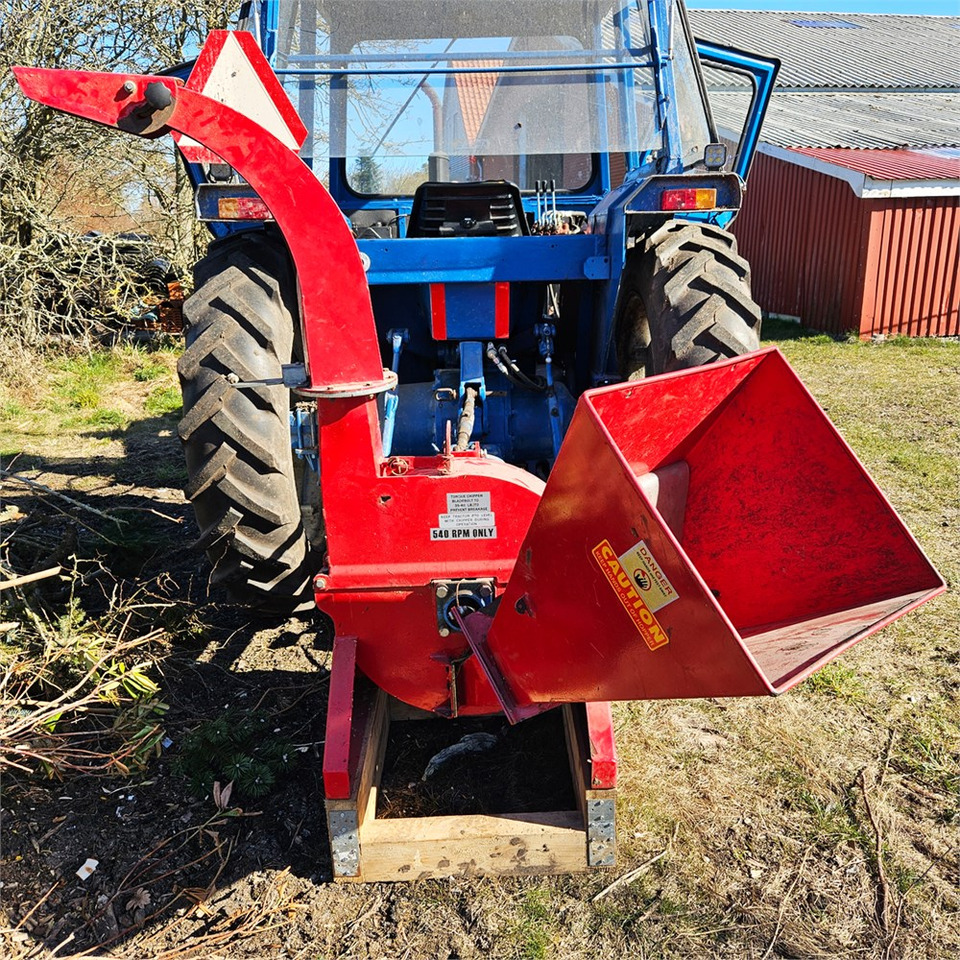 ABC WC-X5 PTO - Broyeur de végétaux: photos 1 ABC WC-X5 PTO - Broyeur de végétaux: photos 1