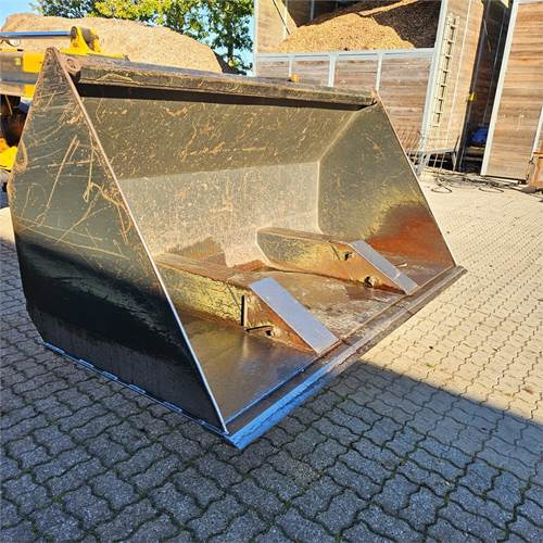 Alö 230 - Accessoire pour Chariot télescopique: photos 3 Alö 230 - Accessoire pour Chariot télescopique: photos 3