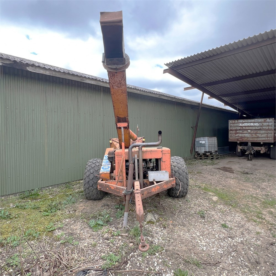 Asplundh Whisper Chipper - Broyeur de végétaux: photos 5 Asplundh Whisper Chipper - Broyeur de végétaux: photos 5