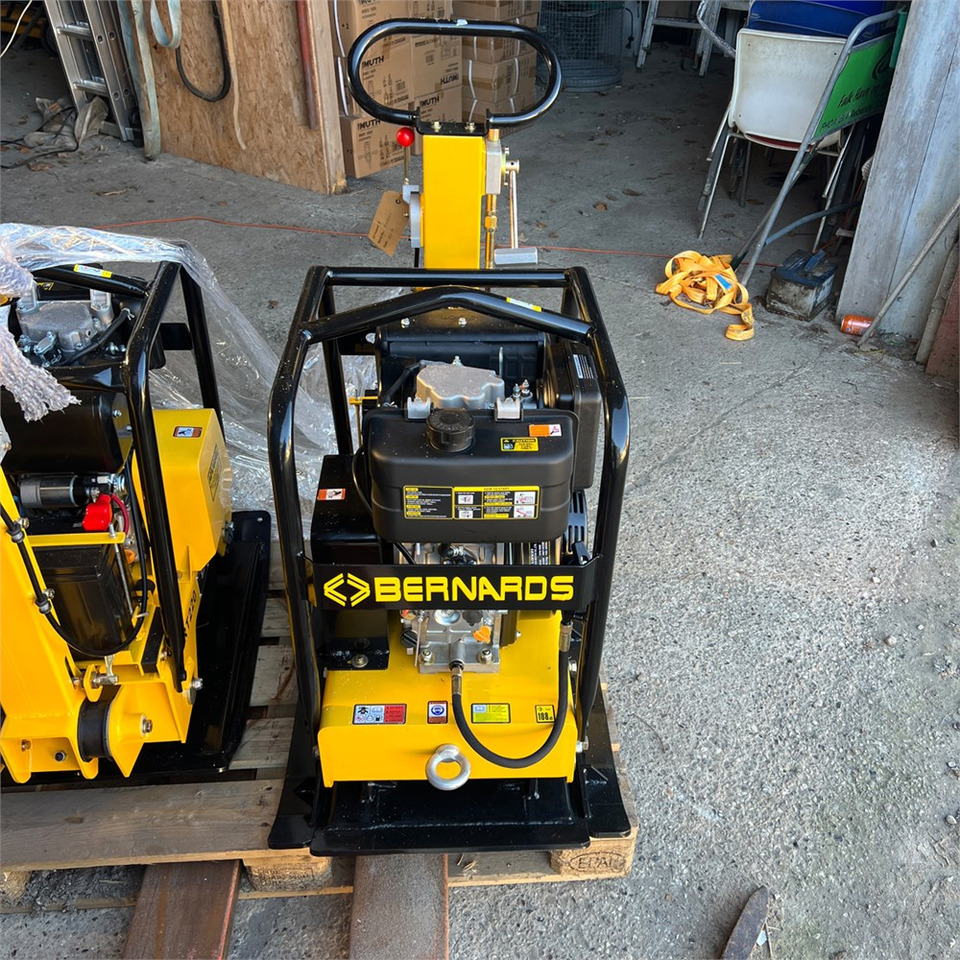 Plaque vibrante Bernards RT250-1: photos 7