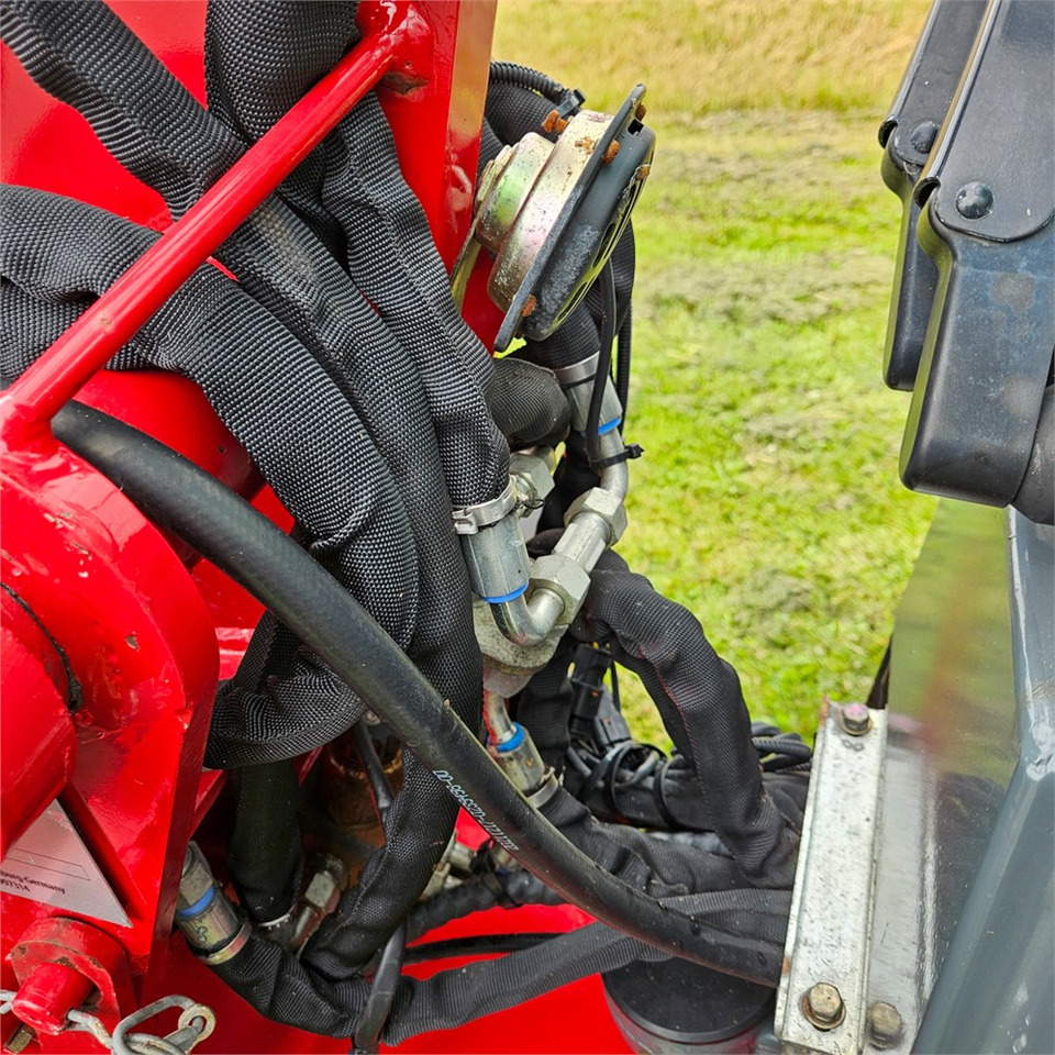Chargeuse sur pneus Bernards W1650C: photos 36