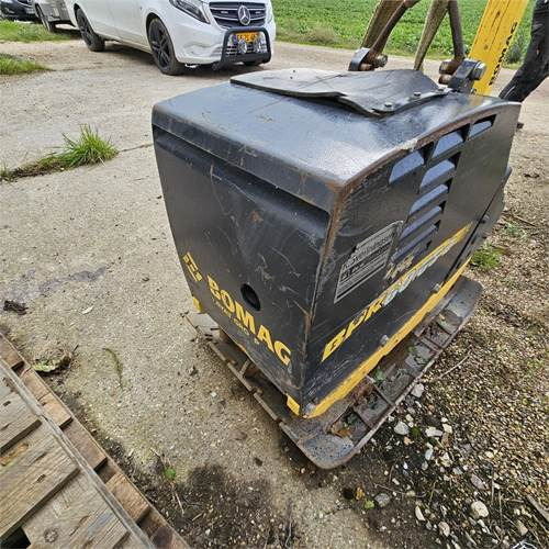 Plaque vibrante Bomag BPR 60/65 D: photos 11