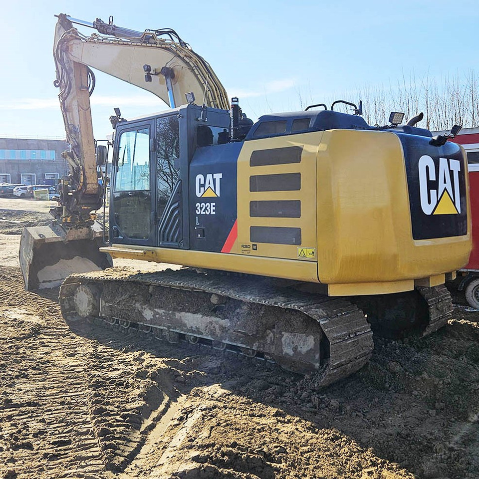 Caterpillar 323 EL - Pelle sur chenille: photos 2 Caterpillar 323 EL - Pelle sur chenille: photos 2