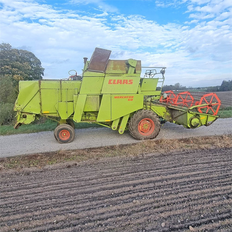 Claas Mercator 60 - Matériel de récolte: photos 2 Claas Mercator 60 - Matériel de récolte: photos 2