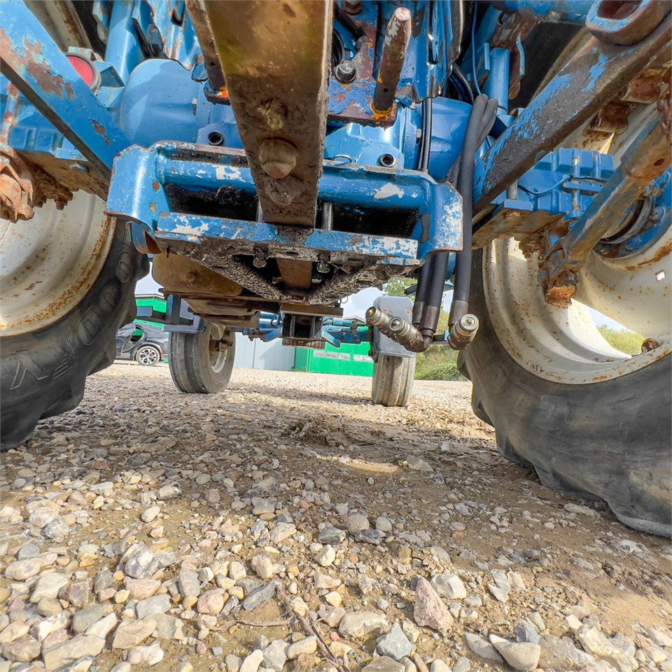 Tracteur agricole Ford 5610: photos 22 Tracteur agricole Ford 5610: photos 22