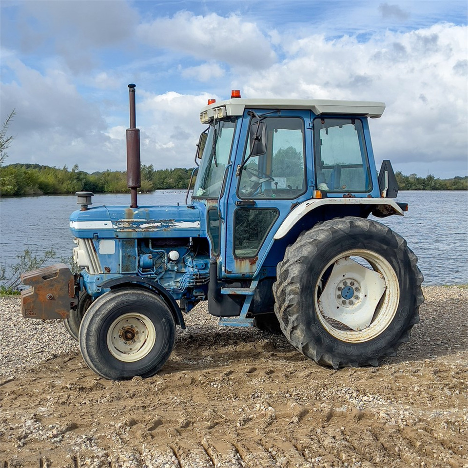 Ford 5610 - Tracteur agricole: photos 2 Ford 5610 - Tracteur agricole: photos 2