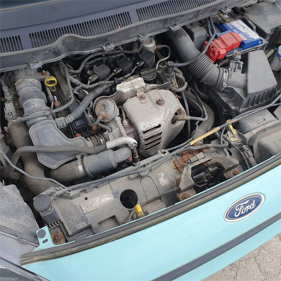 Fourgonnette Ford Transit Courier: photos 12
