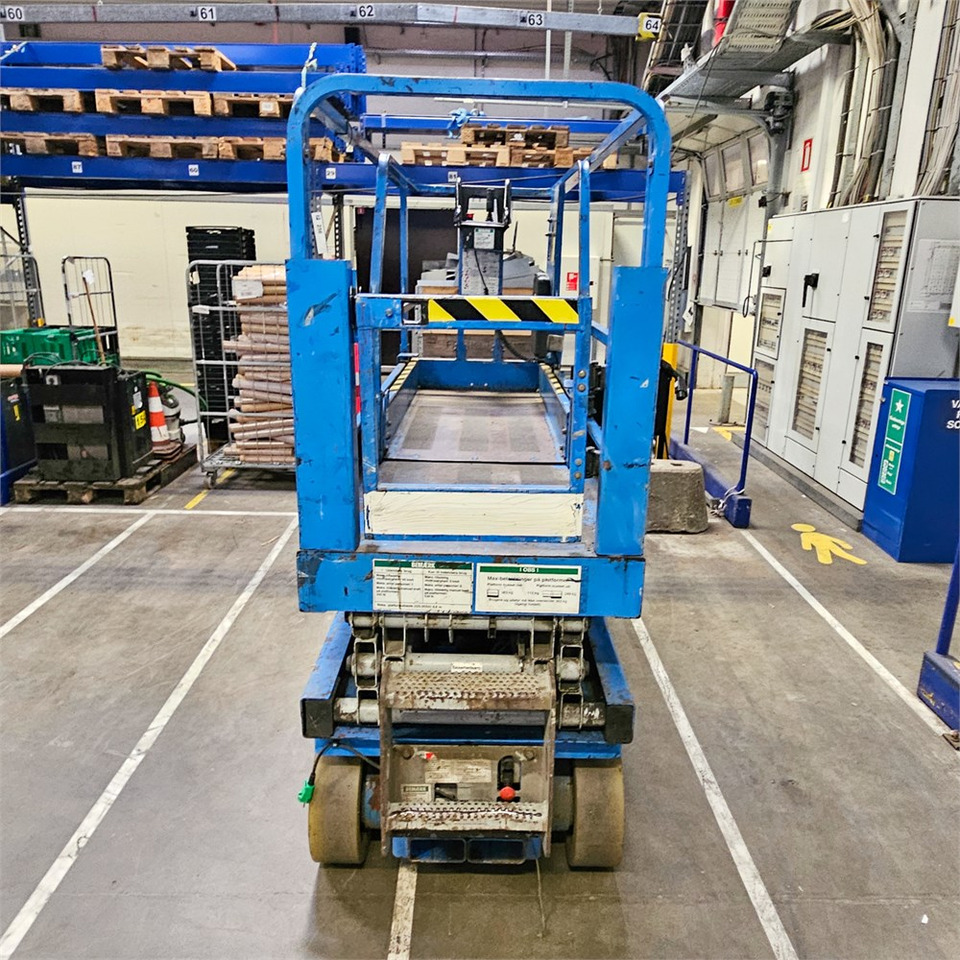 Genie GS2032 - Nacelle ciseaux: photos 3 Genie GS2032 - Nacelle ciseaux: photos 3