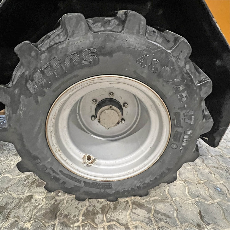 Chargeuse sur pneus Giant V452T X-Tra HD: photos 31 Chargeuse sur pneus Giant V452T X-Tra HD: photos 31