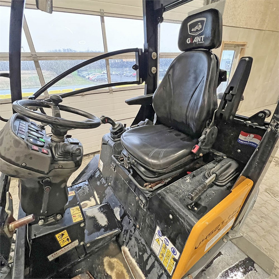 Chargeuse sur pneus Giant V452T X-Tra HD: photos 16 Chargeuse sur pneus Giant V452T X-Tra HD: photos 16