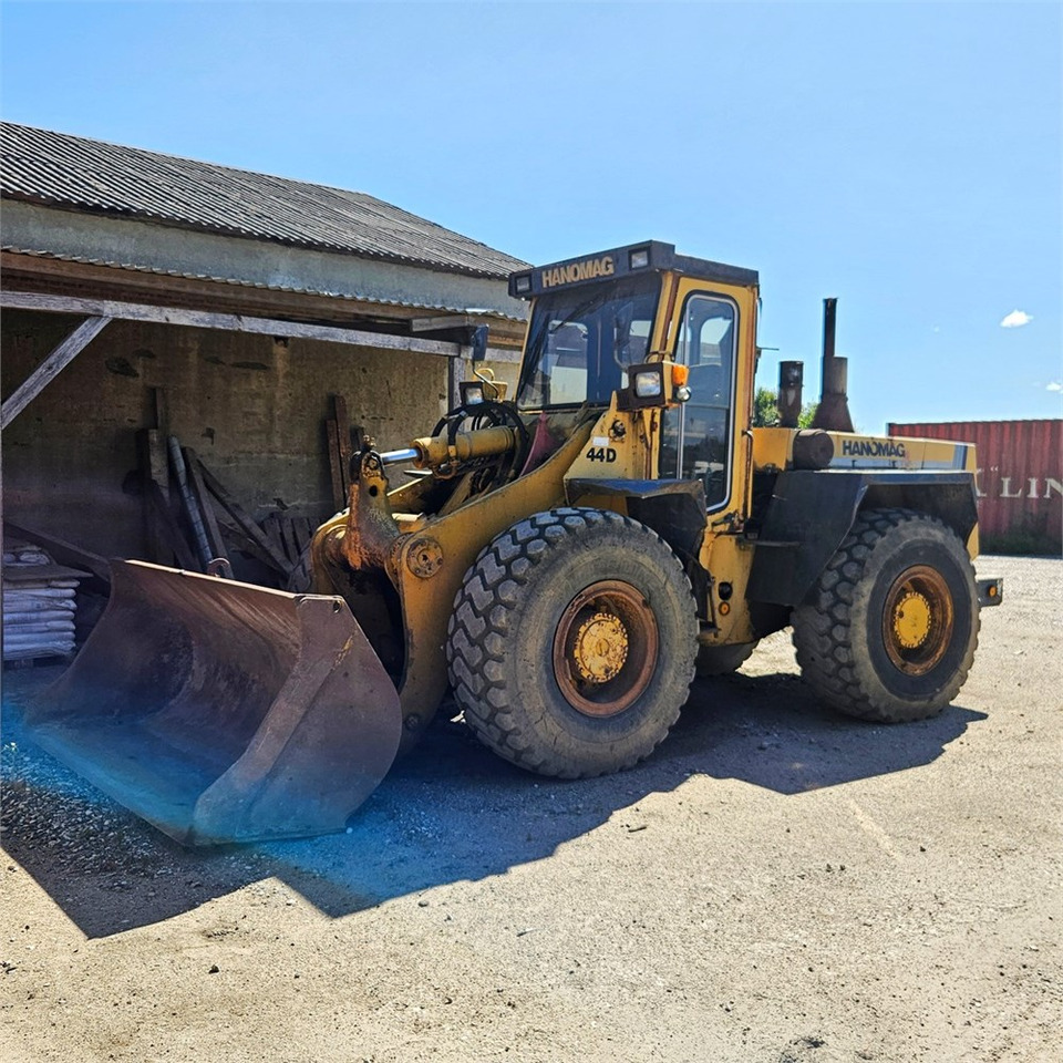 Hanomag 44D Turbo - Chargeuse sur pneus: photos 2 Hanomag 44D Turbo - Chargeuse sur pneus: photos 2