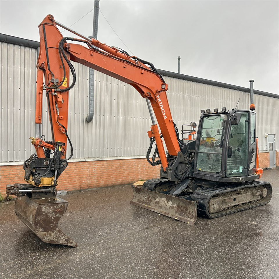 Hitachi ZX85 USB-6 - Mini pelle: photos 4 Hitachi ZX85 USB-6 - Mini pelle: photos 4