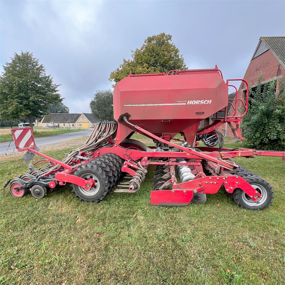 Horsch Pronto 4 DC Starr - Semoir/ Planteuse: photos 5 Horsch Pronto 4 DC Starr - Semoir/ Planteuse: photos 5