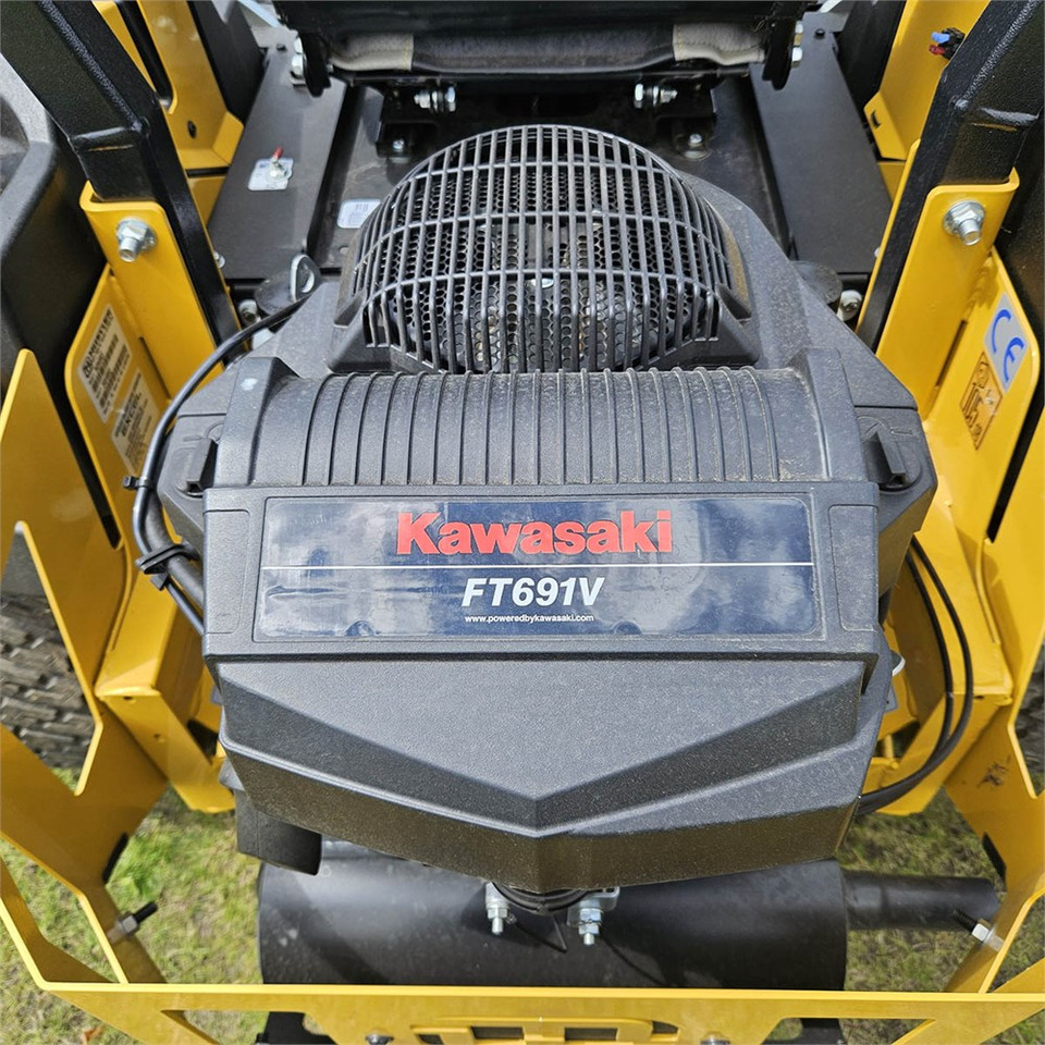 Motofaucheuse Hustler Fasttrack 54": photos 16