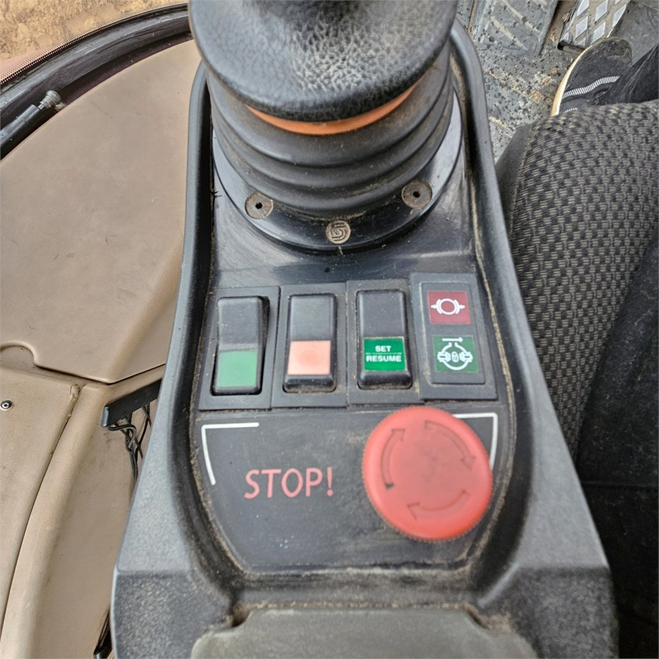 Tractopelle Hydrema 926 D: photos 17