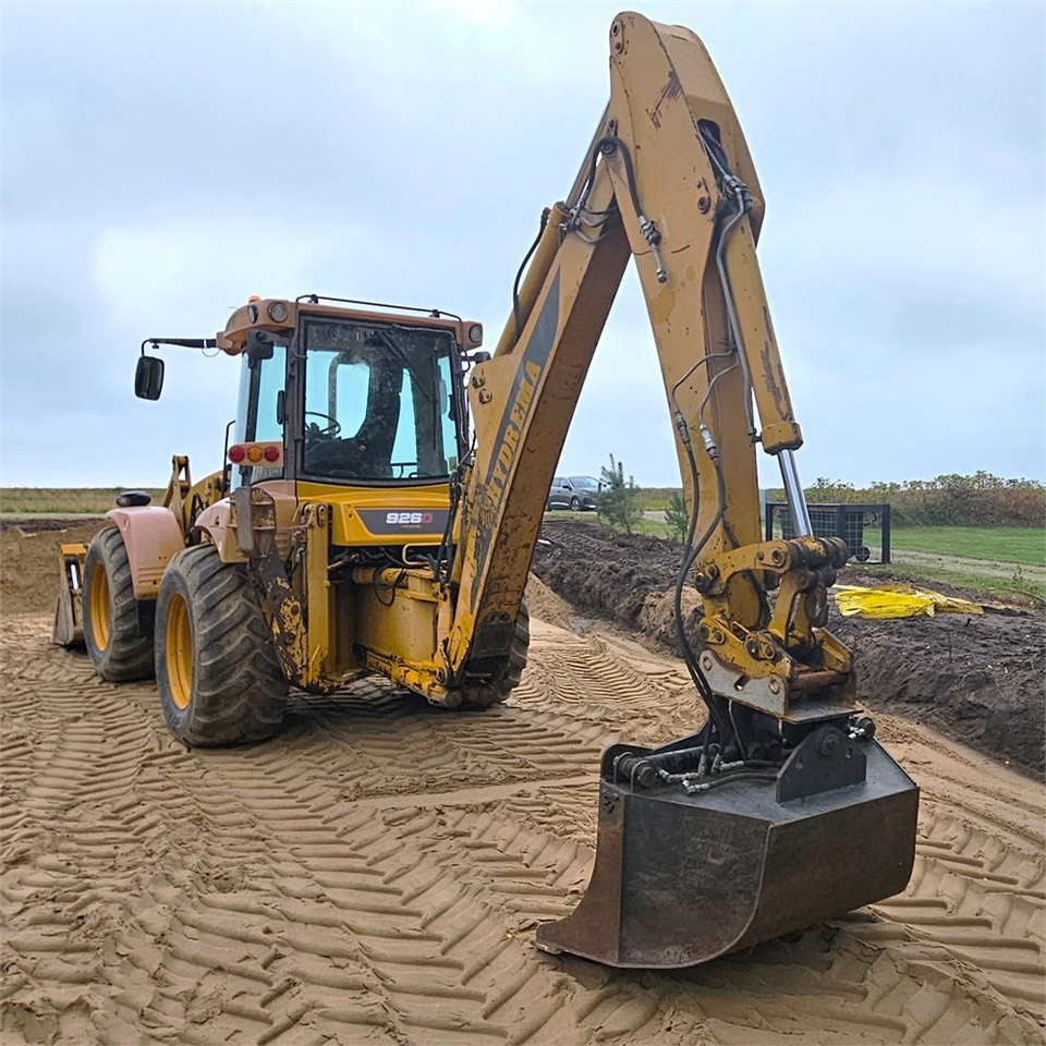 Tractopelle Hydrema 926 D: photos 6