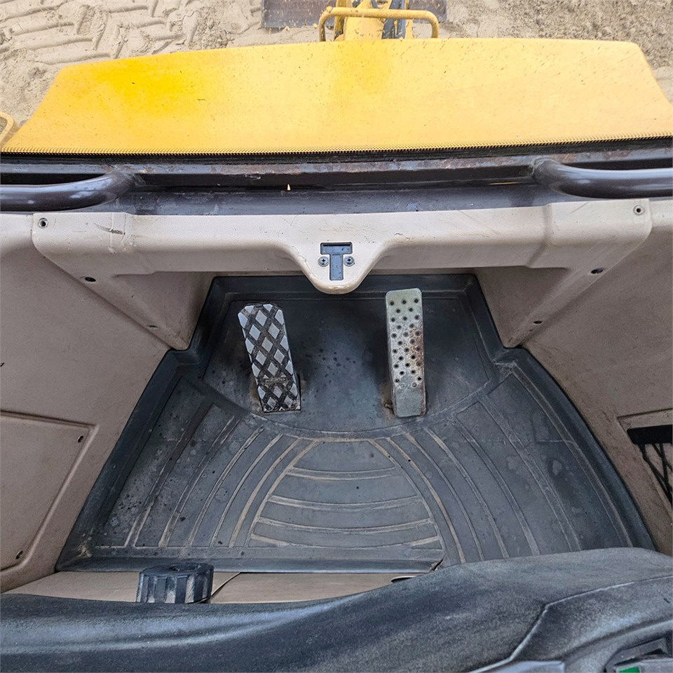 Tractopelle Hydrema 926 D: photos 28