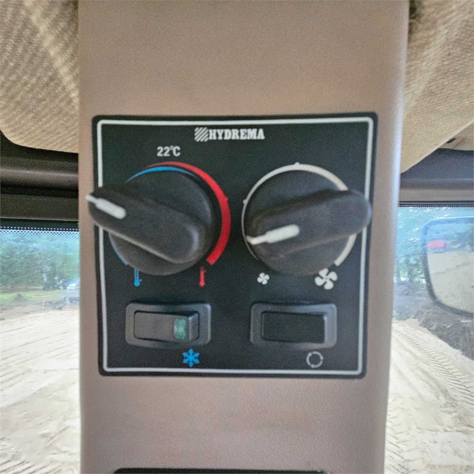 Tractopelle Hydrema 926 D: photos 26