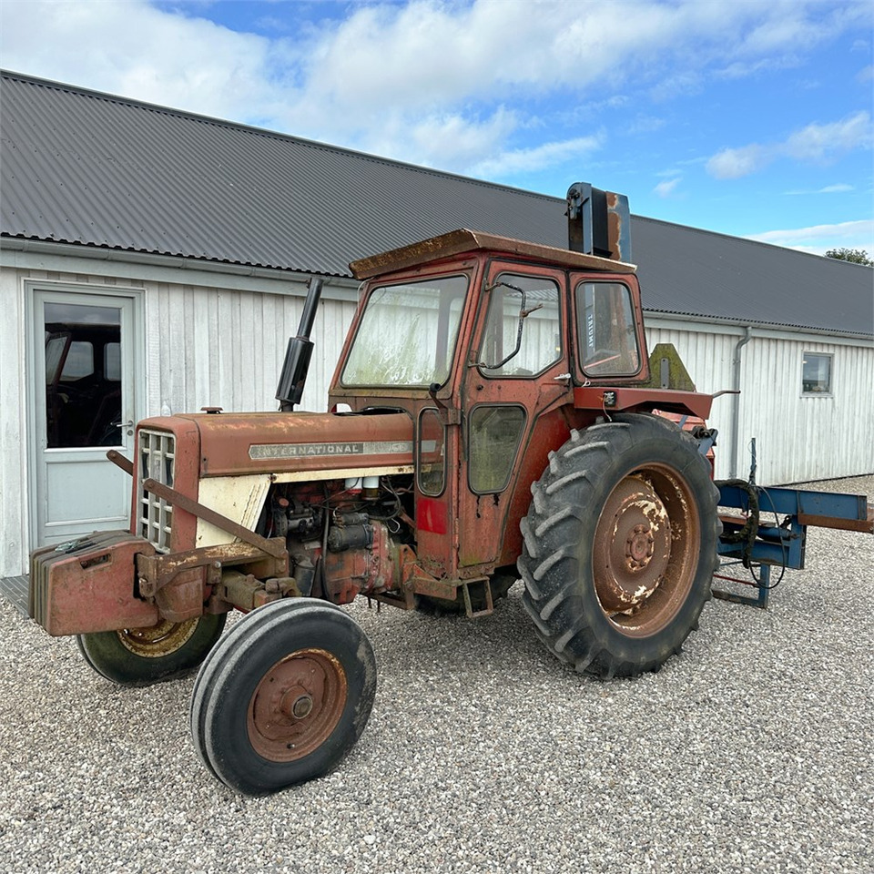 International IH 474 - Tracteur agricole: photos 3 International IH 474 - Tracteur agricole: photos 3