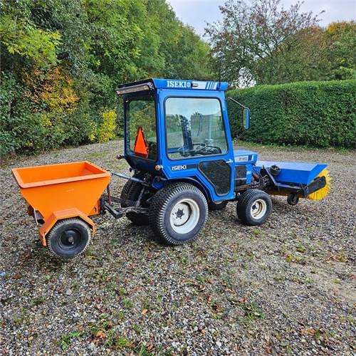 Iseki 2140 - Tracteur communal: photos 4 Iseki 2140 - Tracteur communal: photos 4