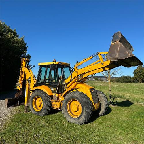 JCB 4CX - Tractopelle: photos 1 JCB 4CX - Tractopelle: photos 1