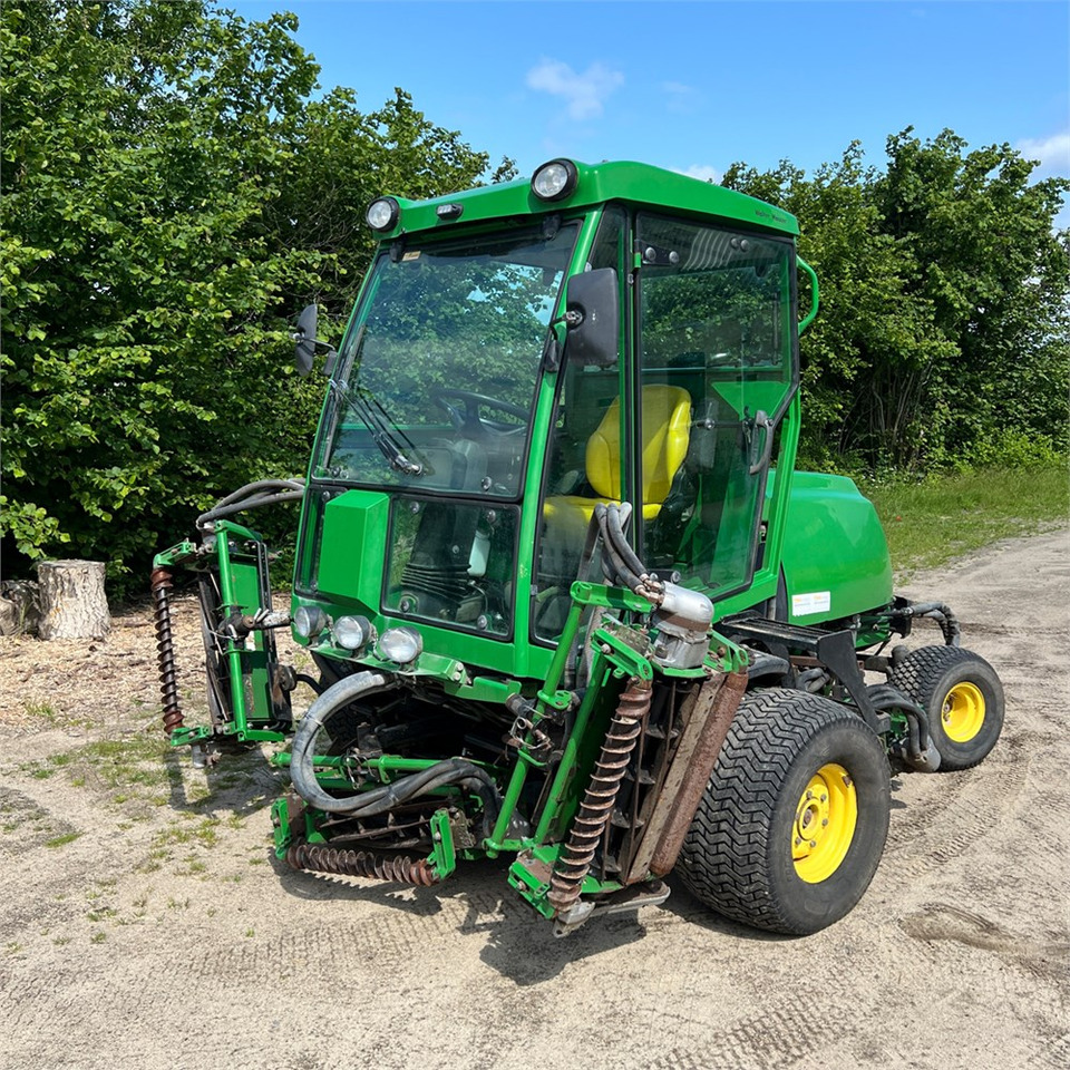 John Deere 8700 PC FM - Motofaucheuse: photos 1 John Deere 8700 PC FM - Motofaucheuse: photos 1