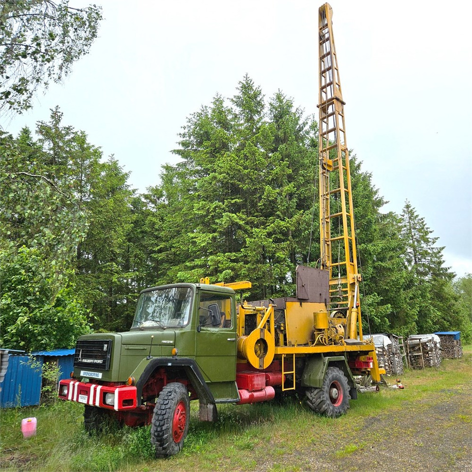 Knebel 12 m - Foreuse: photos 1 Knebel 12 m - Foreuse: photos 1