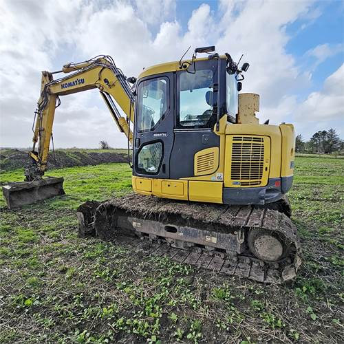 Komatsu FC118 MR-8 - Pelle sur chenille: photos 3 Komatsu FC118 MR-8 - Pelle sur chenille: photos 3