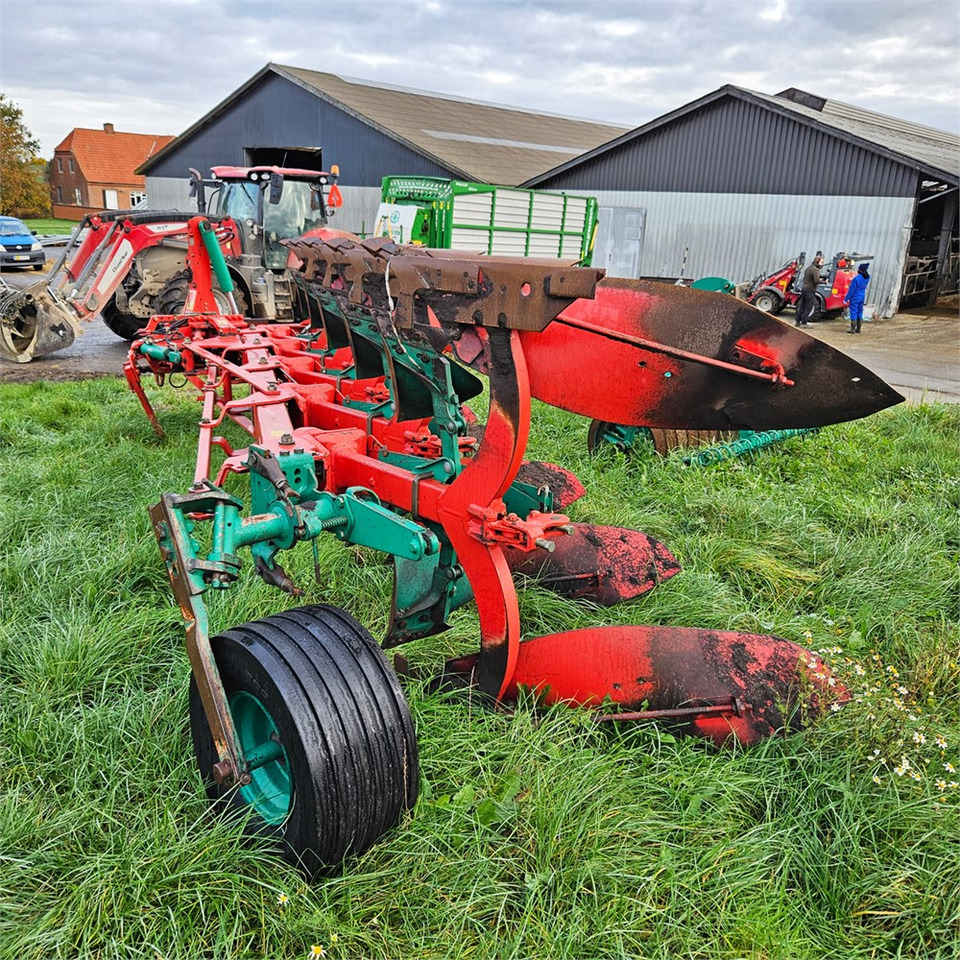 Kverneland EG - Charrue: photos 4 Kverneland EG - Charrue: photos 4