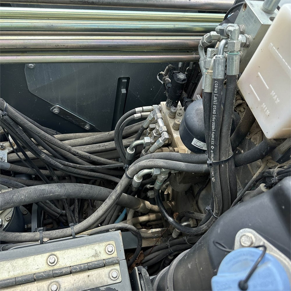 Pelle sur pneus Liebherr A 918 Litronic: photos 28 Pelle sur pneus Liebherr A 918 Litronic: photos 28