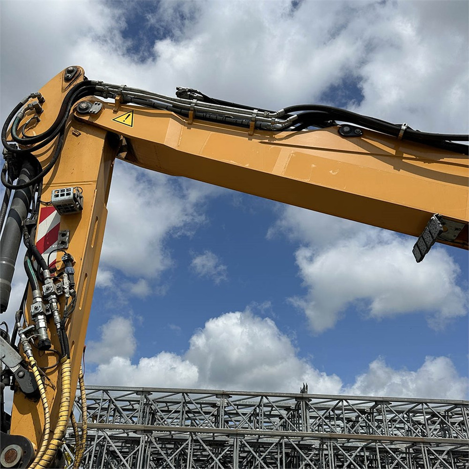 Pelle sur pneus Liebherr A 918 Litronic: photos 37 Pelle sur pneus Liebherr A 918 Litronic: photos 37