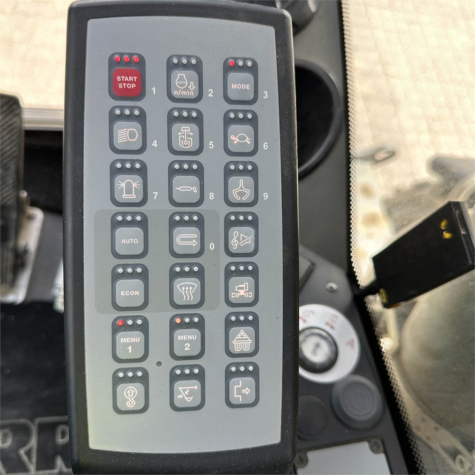 Pelle sur pneus Liebherr A 918 Litronic: photos 15 Pelle sur pneus Liebherr A 918 Litronic: photos 15