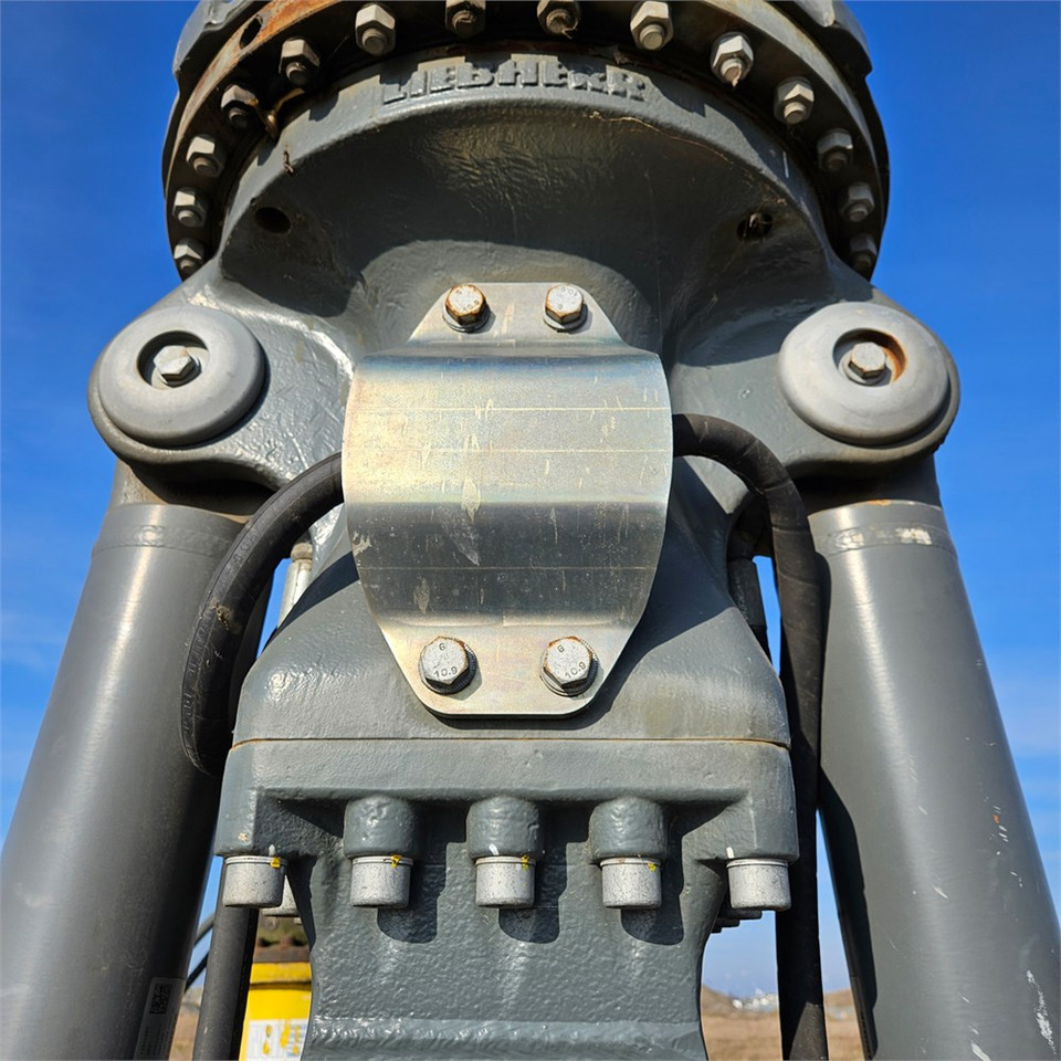 Pelle de manutention Liebherr GMH 120-1: photos 10