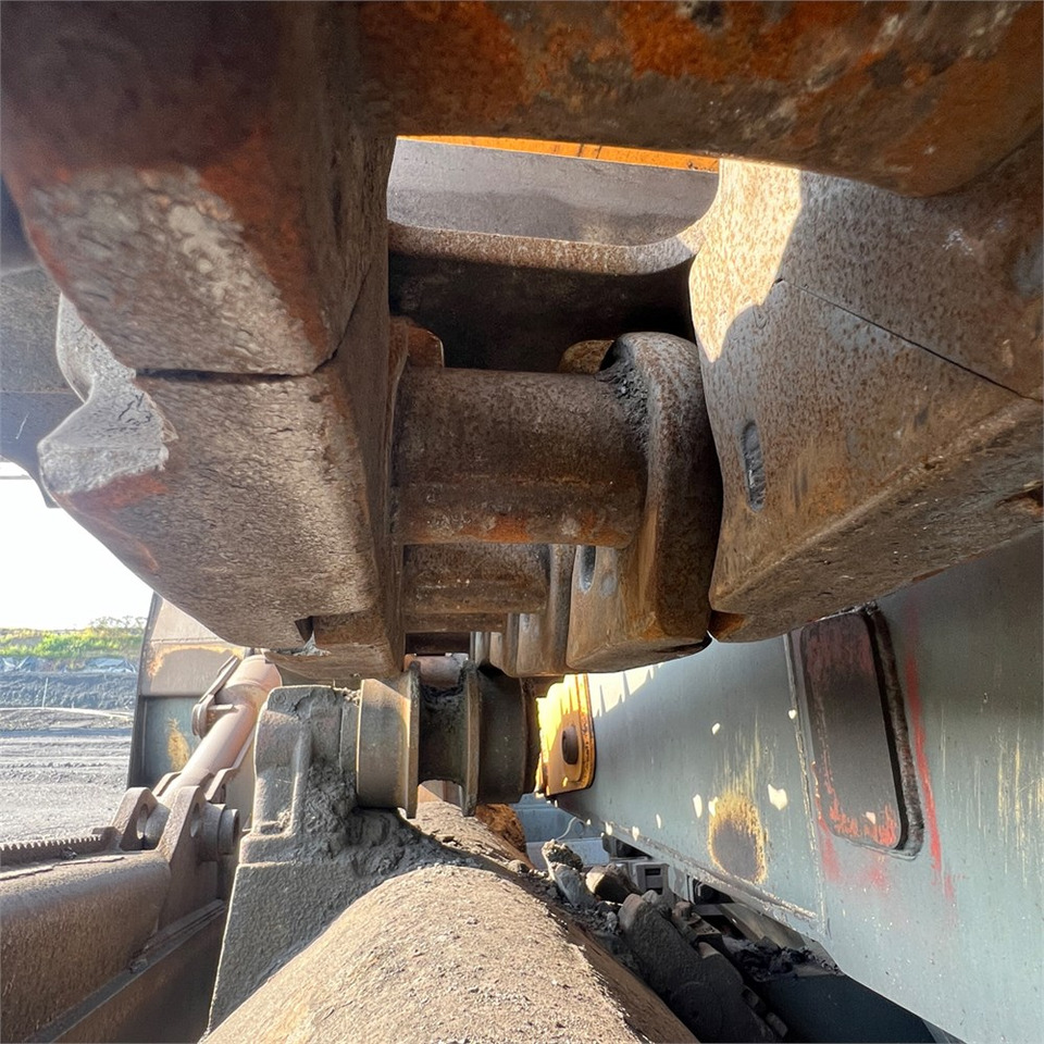 Bulldozer Liebherr PR 764: photos 45 Bulldozer Liebherr PR 764: photos 45