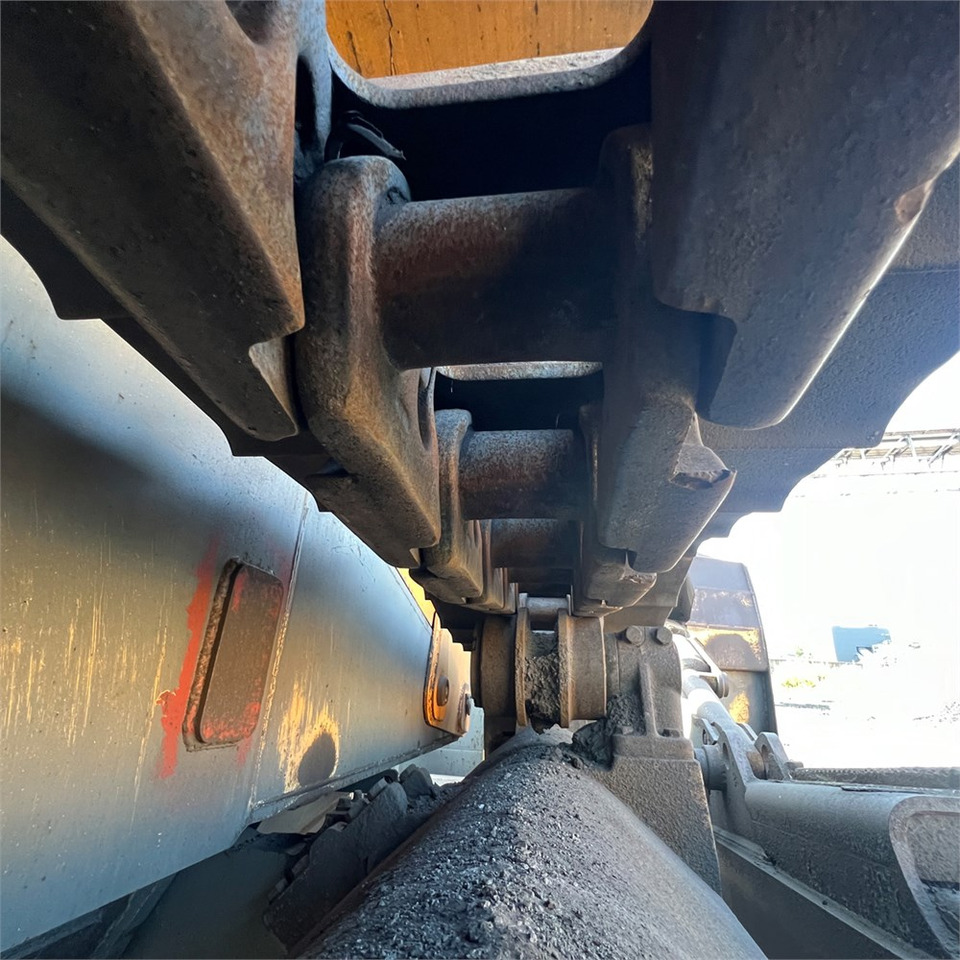 Bulldozer Liebherr PR 764: photos 41 Bulldozer Liebherr PR 764: photos 41