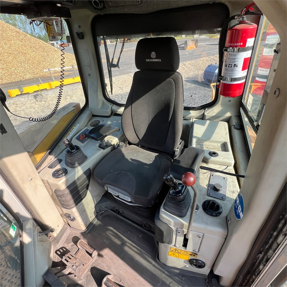 Bulldozer Liebherr PR 764: photos 17 Bulldozer Liebherr PR 764: photos 17