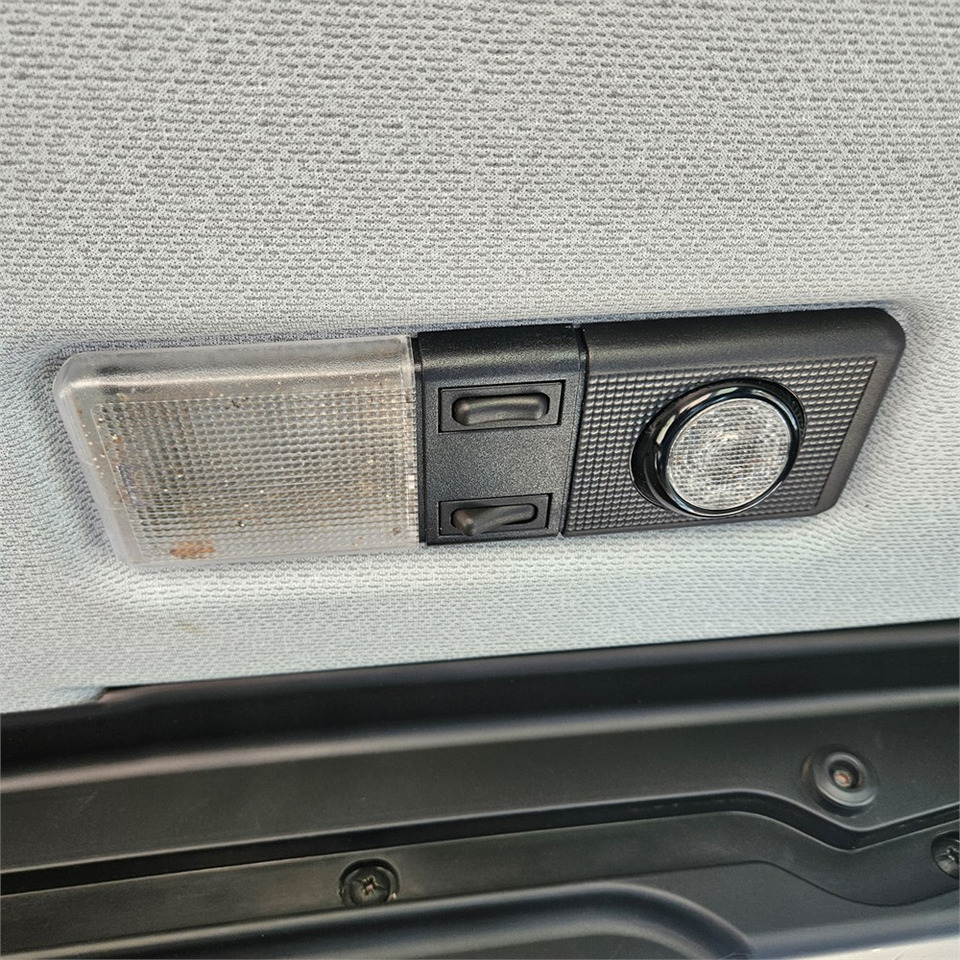 Pelle sur chenille Liebherr R922 LC: photos 19