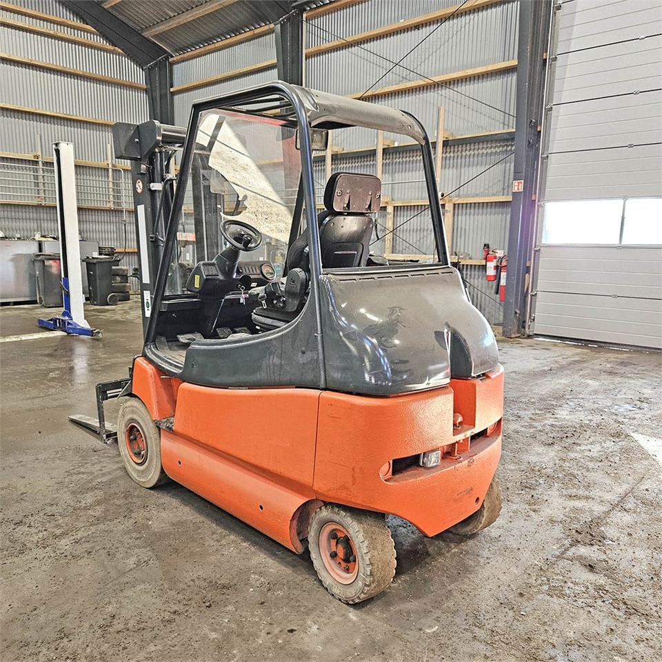 Linde AG E25 EL truck - Chariot élévateur: photos 2 Linde AG E25 EL truck - Chariot élévateur: photos 2