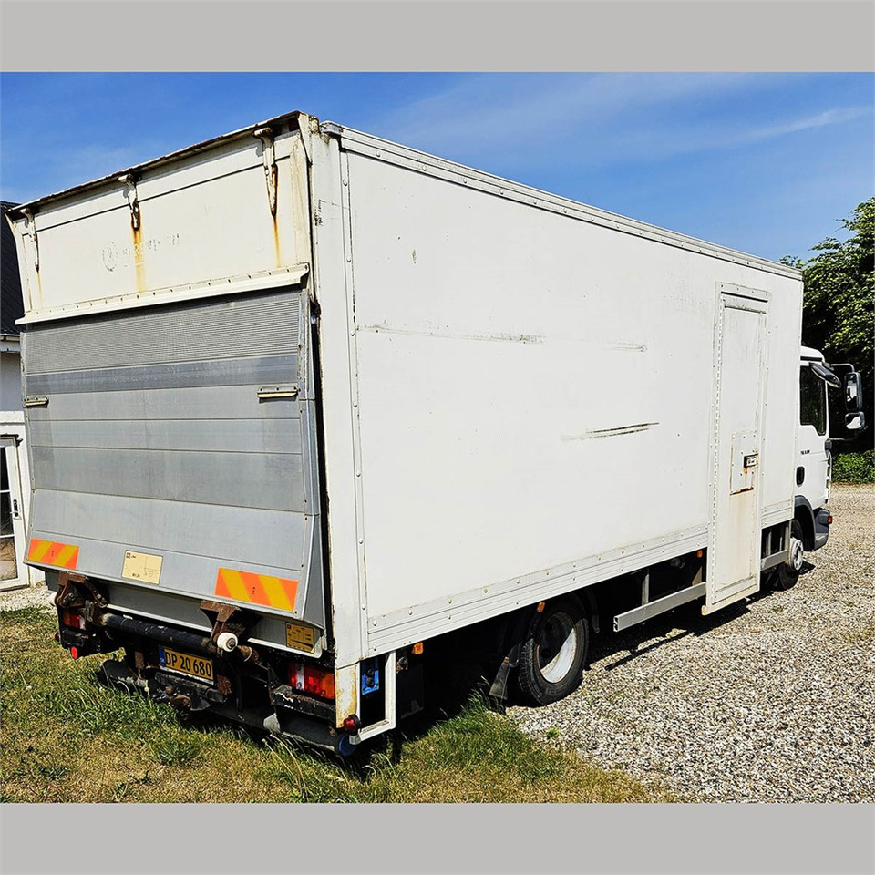MAN TGL 8.180 - Camion fourgon: photos 4 MAN TGL 8.180 - Camion fourgon: photos 4