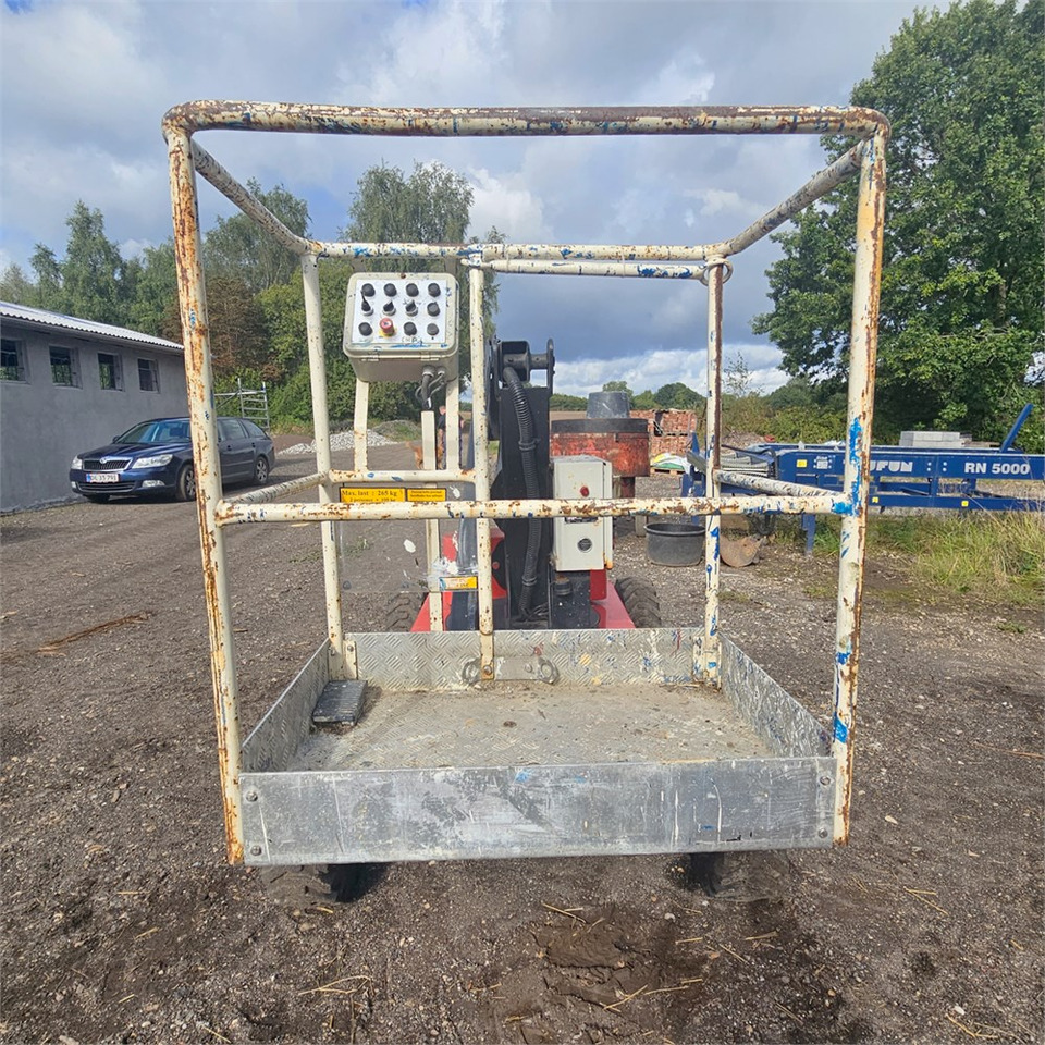 Manitou 100 AE - Nacelle articulée: photos 4 Manitou 100 AE - Nacelle articulée: photos 4