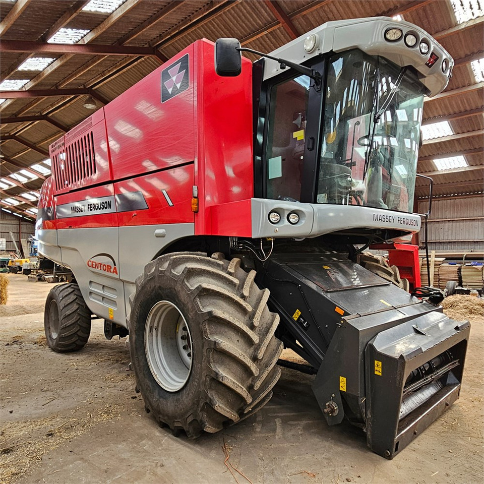 Massey Ferguson Centora 7282 - Matériel de récolte: photos 5 Massey Ferguson Centora 7282 - Matériel de récolte: photos 5