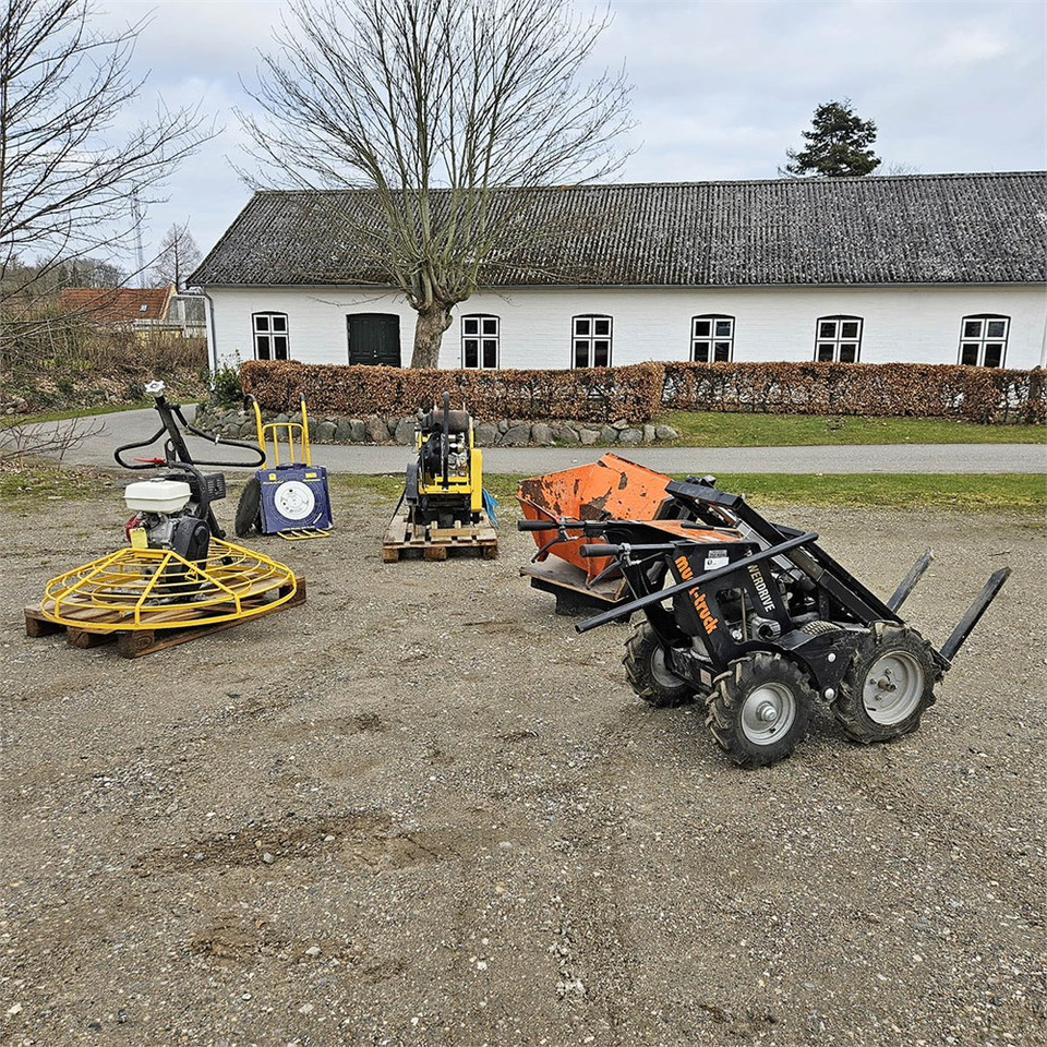 Muck-Truck Multilift - Mini tombereau: photos 1 Muck-Truck Multilift - Mini tombereau: photos 1