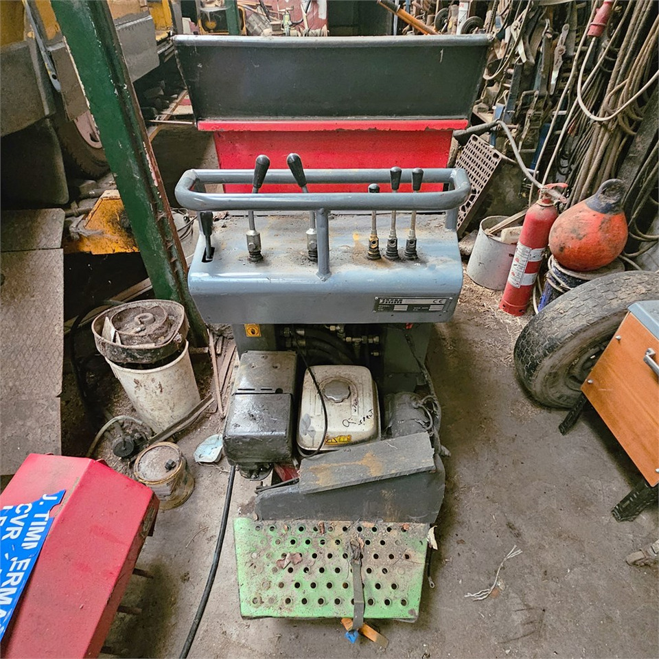 Neuson TD9PL - Mini tombereau: photos 3 Neuson TD9PL - Mini tombereau: photos 3