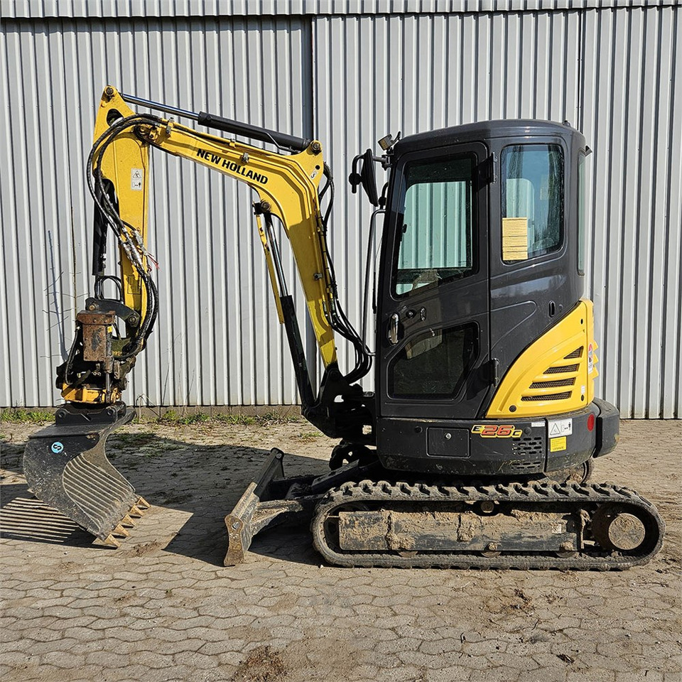 New Holland E26C - Mini pelle: photos 1 New Holland E26C - Mini pelle: photos 1