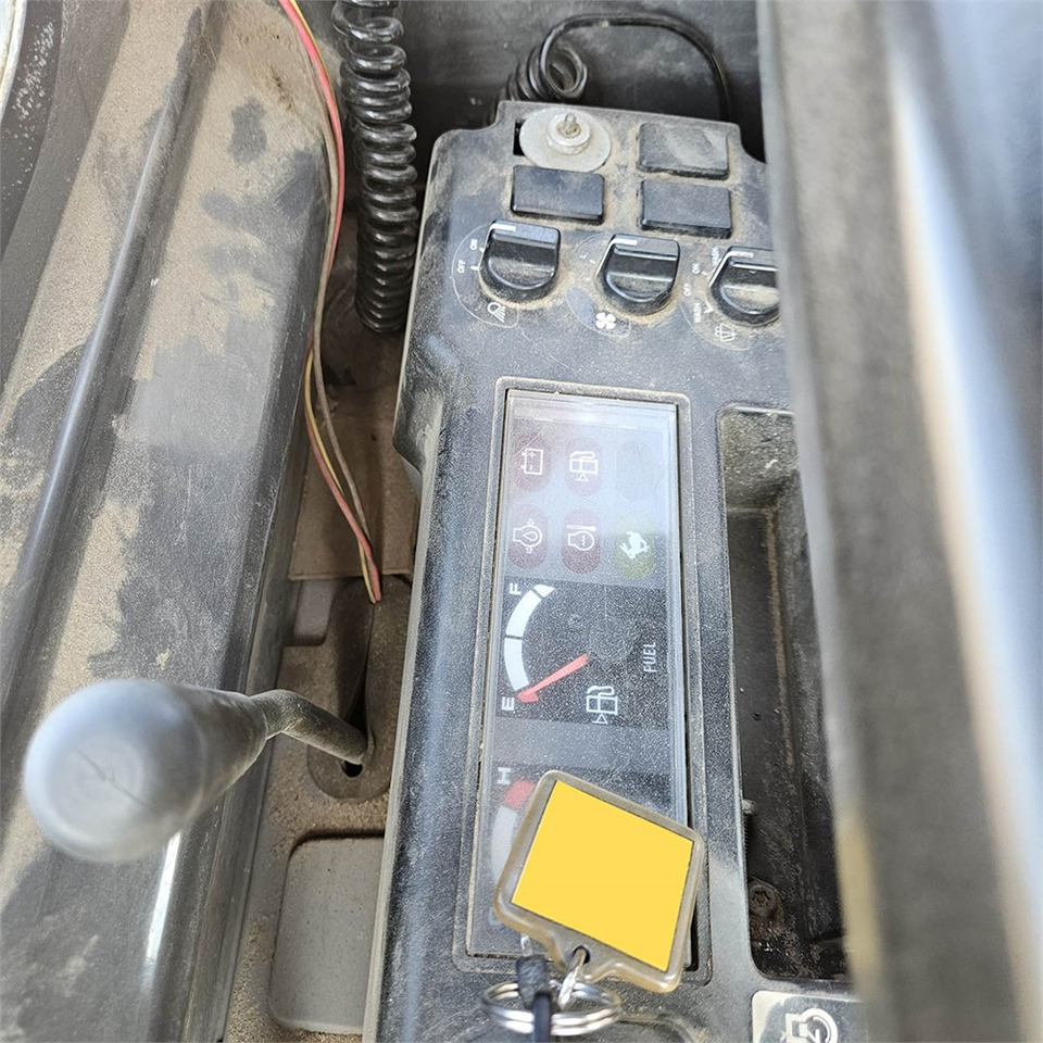 Mini pelle New Holland E39 B: photos 16 Mini pelle New Holland E39 B: photos 16